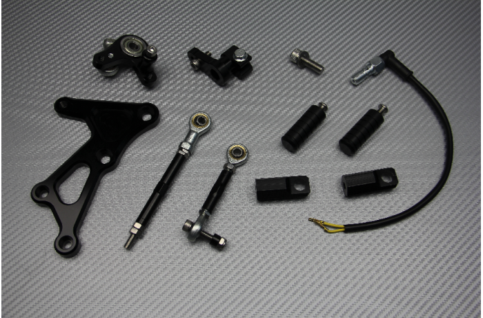 Platines Commandes Reculées YAMAHA VMAX 1700 2009 - 2016 Platines Commandes Reculées YAMAHA VMAX 1700 2009 - 2016