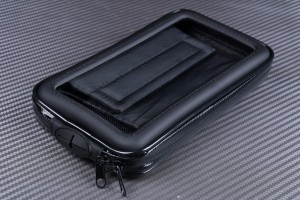 Funda para móvil + Soporte de fijación Funda para móvil + Soporte de fijación