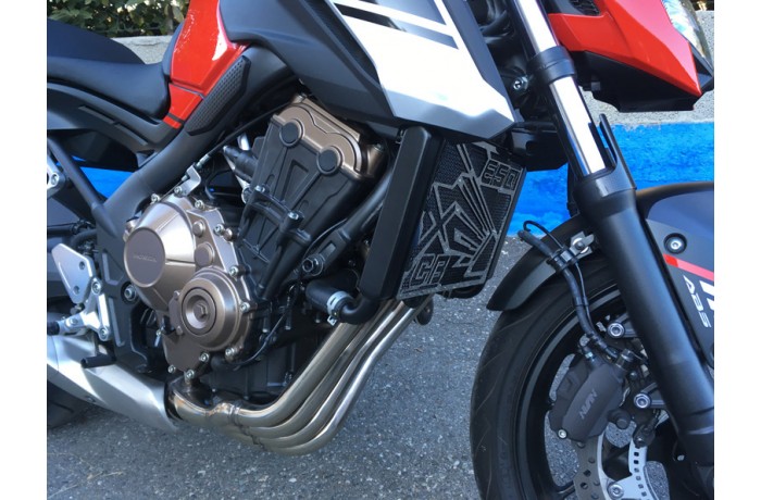 Radiator protection grill HONDA CB 650 F / CB650R / CBR 650F / R 2014 - 2023 Radiator protection grill HONDA CB 650 F / CB650R / CBR 650F / R 2014 - 2023