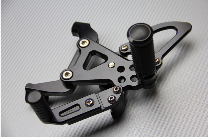 Platines Commandes Reculées DUCATI Panigale 899 / 959 / 1199 / 1299 2013 - 2019 Platines Commandes Reculées DUCATI Panigale 899 / 959 / 1199 / 1299 2013 - 2019
