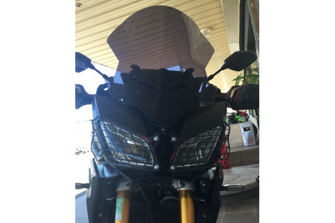 Cubierta del faro Tipo Adventure YAMAHA MT09 TRACER 2014 - 2017 Cubierta del faro Tipo Adventure YAMAHA MT09 TRACER 2014 - 2017