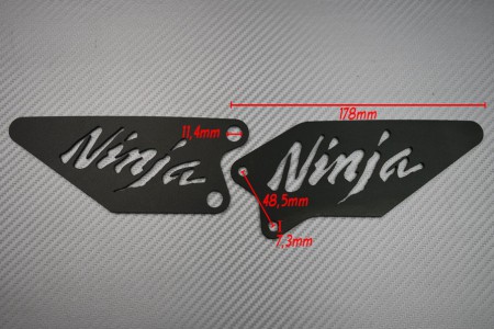 Pareja de taloneras de estriberas KAWASAKI - con sigla NINJA