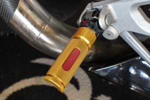Repose-pieds Avant V2 DUCATI - UNIK by Avdb Repose-pieds Avant V2 DUCATI - UNIK by Avdb