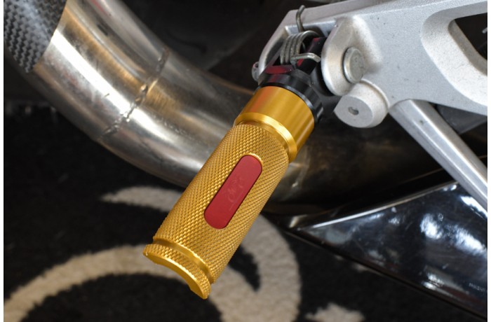 Repose-pieds Avant V2 DUCATI - UNIK by Avdb Repose-pieds Avant V2 DUCATI - UNIK by Avdb