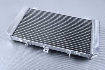 Radiator KAWASAKI Z750 / Z750S 2004 - 2007 Radiator KAWASAKI Z750 / Z750S 2004 - 2007