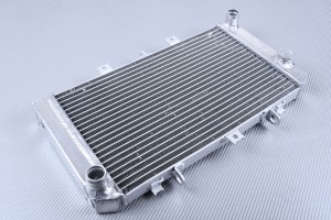 Radiatore KAWASAKI Z750 / Z750S 2004 - 2007 Radiatore KAWASAKI Z750 / Z750S 2004 - 2007