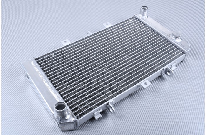 Radiatore KAWASAKI Z750 / Z750S 2004 - 2007 Radiatore KAWASAKI Z750 / Z750S 2004 - 2007