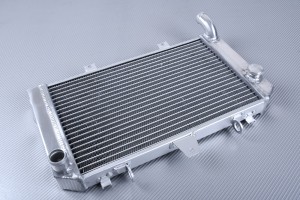 Radiateur KAWASAKI ZRX 1100 / 1200 S / R 1996 - 2008 Radiateur KAWASAKI ZRX 1100 / 1200 S / R 1996 - 2008