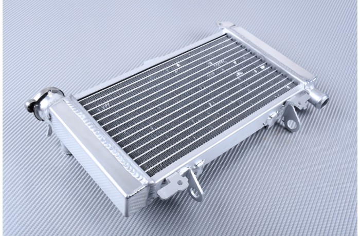 Radiateur HONDA CB 500 F / X 2013 - 2015 Radiateur HONDA CB 500 F / X 2013 - 2015