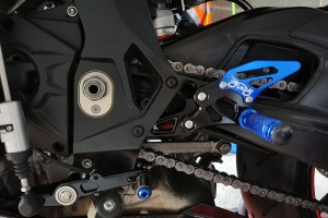 Commandes reculées AVDB BMW S1000RR / HP4 2015 - 2018 Commandes reculées AVDB BMW S1000RR / HP4 2015 - 2018