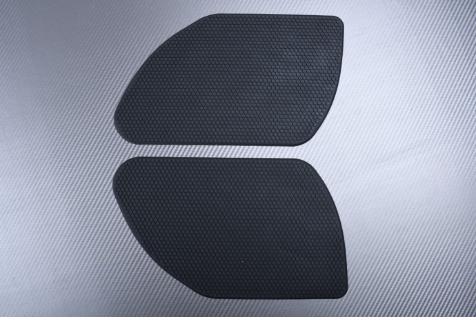 Coppia Protezioni laterali antiscivolo serbatoio SUZUKI VSTROM 1000 1050 / 1050XT 2014 - 2020 Coppia Protezioni laterali antiscivolo serbatoio SUZUKI VSTROM 1000 1050 / 1050XT 2014 - 2020