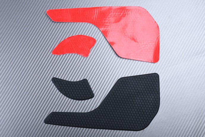Adhesive tank side traction pads TRIUMPH TIGER 800 2015 - 2019 Adhesive tank side traction pads TRIUMPH TIGER 800 2015 - 2019
