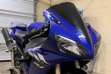 Polycarbonat-Windschutzscheibe YAMAHA YZF R1 2002 - 2003 Polycarbonat-Windschutzscheibe YAMAHA YZF R1 2002 - 2003