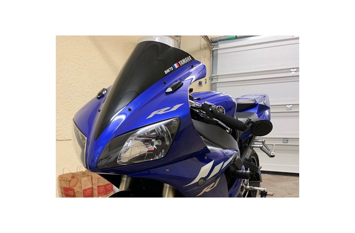 Tapas orificios retrovisores de aluminio anodizado YAMAHA KAWASAKI SUZUKI Tapas orificios retrovisores de aluminio anodizado YAMAHA KAWASAKI SUZUKI