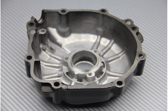 Carter statore alternatore SUZUKI GSXR 600 / 750 / 1000 2000 - 2003 Carter statore alternatore SUZUKI GSXR 600 / 750 / 1000 2000 - 2003