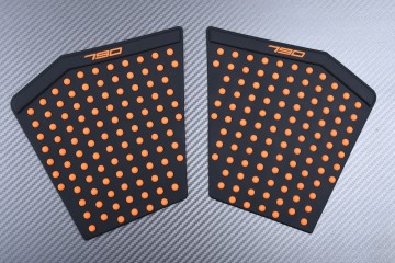 Adhesive tank side traction pads KTM DUKE 790 / 890 R 2018 - 2021