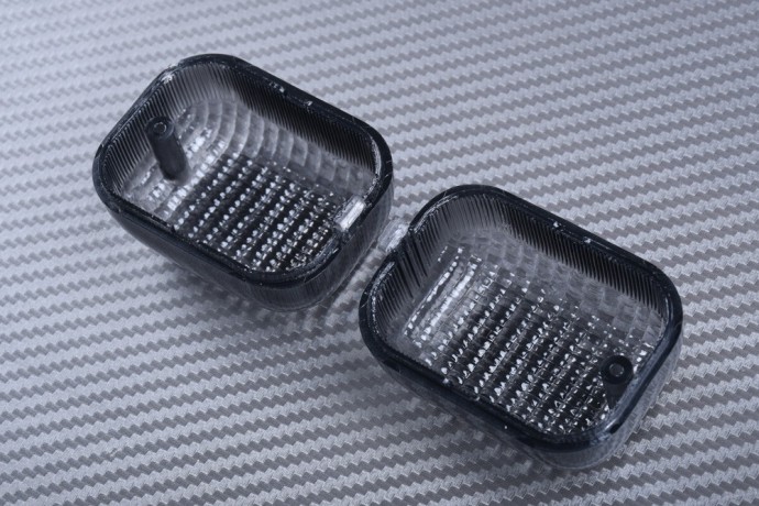 Paire de caches clignotants avant HONDA SH 50 100 / MALAGUTI CR1 / MZ 125 RT SUPERMOTO 660