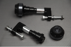 Pair of Frame Sliders / Crash Pads for KAWASAKI Z750 & Z-750 R