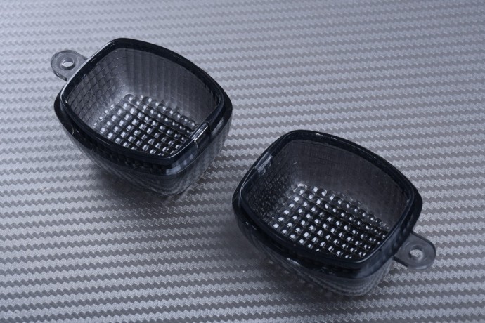 Paire de caches clignotants arrière KAWASAKI Z750 / Z1000 / ZX6R / ZX9R / ZX12R 1998 - 2006 Paire de caches clignotants arrière KAWASAKI Z750 / Z1000 / ZX6R / ZX9R / ZX12R 1998 - 2006