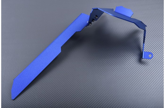 Guardabarros trasero con Cubre Cadena de aluminio YAMAHA MT07 / TRACER / XSR 700 2014 - 2021 Guardabarros trasero con Cubre Cadena de aluminio YAMAHA MT07 / TRACER / XSR 700 2014 - 2021