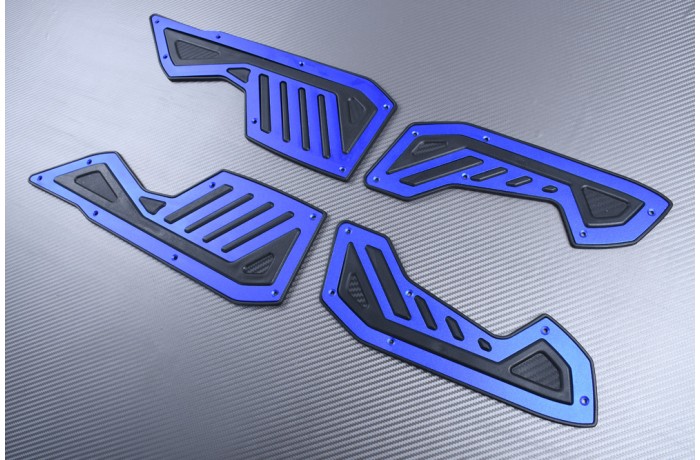 Set poggiapiedi anteriori + posteriori YAMAHA NMAX 125 / 155 2021 - 2024 Set poggiapiedi anteriori + posteriori YAMAHA NMAX 125 / 155 2021 - 2024