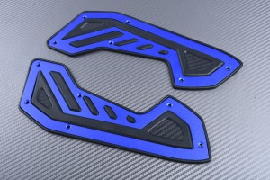 Set poggiapiedi anteriori + posteriori YAMAHA NMAX 125 / 155 2021 - 2024 Set poggiapiedi anteriori + posteriori YAMAHA NMAX 125 / 155 2021 - 2024