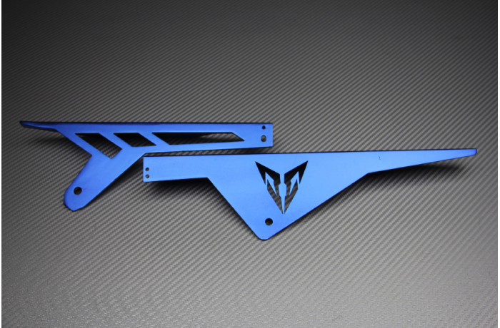 Anodised Aluminum Chain Guard YAMAHA MT09 / TRACER / XSR 900 2013 - 2020 Anodised Aluminum Chain Guard YAMAHA MT09 / TRACER / XSR 900 2013 - 2020