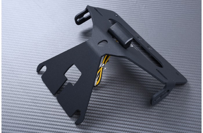 Porta-matrícula especifico AVDB APRILIA RSV4 / TUONO V4 / RS4 50 125 / Caponord Porta-matrícula especifico AVDB APRILIA RSV4 / TUONO V4 / RS4 50 125 / Caponord