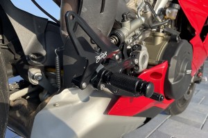 Commandes reculées AVDB DUCATI PANIGALE V4 / V4S / V4R 2018 - 2024 Commandes reculées AVDB DUCATI PANIGALE V4 / V4S / V4R 2018 - 2024