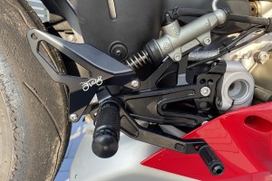 Commandes reculées AVDB DUCATI PANIGALE V4 / V4S / V4R 2018 - 2024 Commandes reculées AVDB DUCATI PANIGALE V4 / V4S / V4R 2018 - 2024