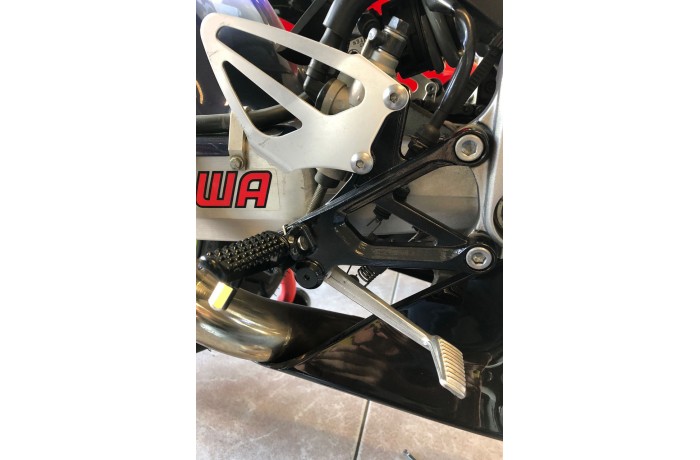 Front Footrest Bracket HONDA CBR 600 F / F4 / FI / FS 1999 - 2006
