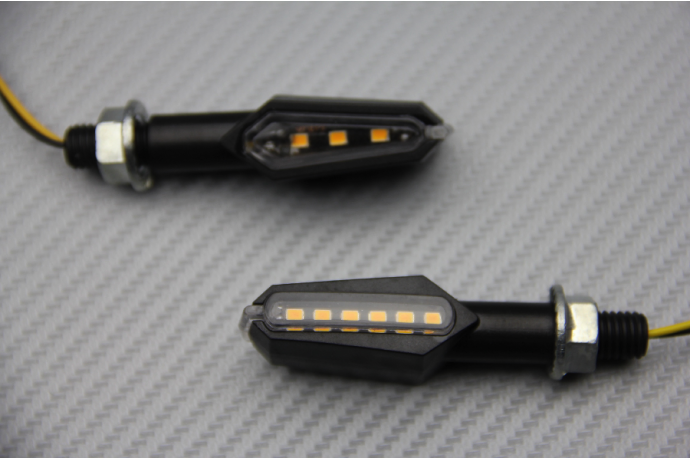 Ein Paar Universal LED-Blinker (Leuchtdiode) Ein Paar Universal LED-Blinker (Leuchtdiode)