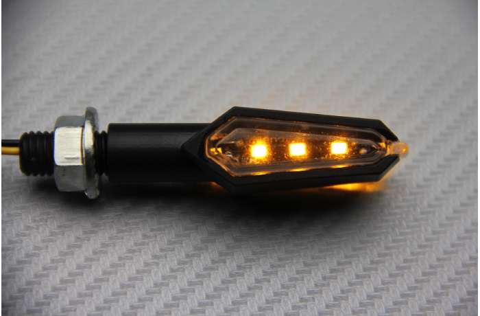Paire de clignotants LED Recto / Verso Universels Paire de clignotants LED Recto / Verso Universels