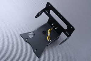 Portatarga specifico AVDB YAMAHA FZ6 / FAZER 600 / S1 / S2 2004 - 2015 Portatarga specifico AVDB YAMAHA FZ6 / FAZER 600 / S1 / S2 2004 - 2015