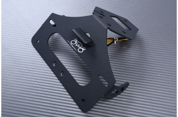 Portatarga specifico AVDB TRIUMPH DAYTONA / STREET TRIPLE / MOTO2 / 660 / 675 / 765 2013 - 2024 Portatarga specifico AVDB TRIUMPH DAYTONA / STREET TRIPLE / MOTO2 / 660 / 675 / 765 2013 - 2024