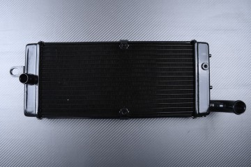 Radiateur HONDA SHADOW 400 / 750 VT 1997 - 2005 Radiateur HONDA SHADOW 400 / 750 VT 1997 - 2005