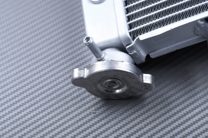 Radiator SUZUKI GSXR 1000 / 1000R 2017 - 2021 Radiator SUZUKI GSXR 1000 / 1000R 2017 - 2021