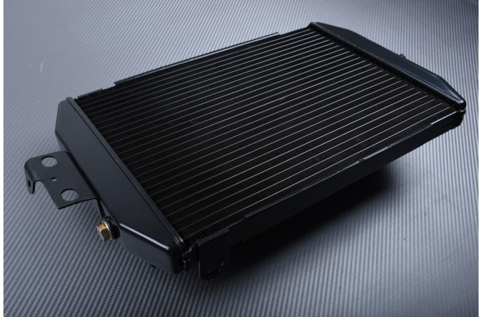 Radiator YAMAHA ROYAL STAR XVZ 1300 / VENTURE 1999 - 2005 Radiator YAMAHA ROYAL STAR XVZ 1300 / VENTURE 1999 - 2005