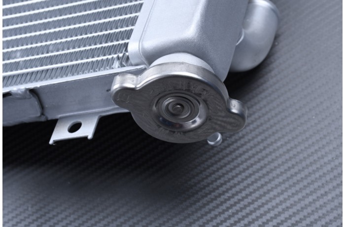 Radiator KAWASAKI ZX10R 2004 - 2005 Radiator KAWASAKI ZX10R 2004 - 2005