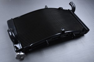Radiator HONDA CBR 900 / 919 RR 1996 - 1999 Radiator HONDA CBR 900 / 919 RR 1996 - 1999