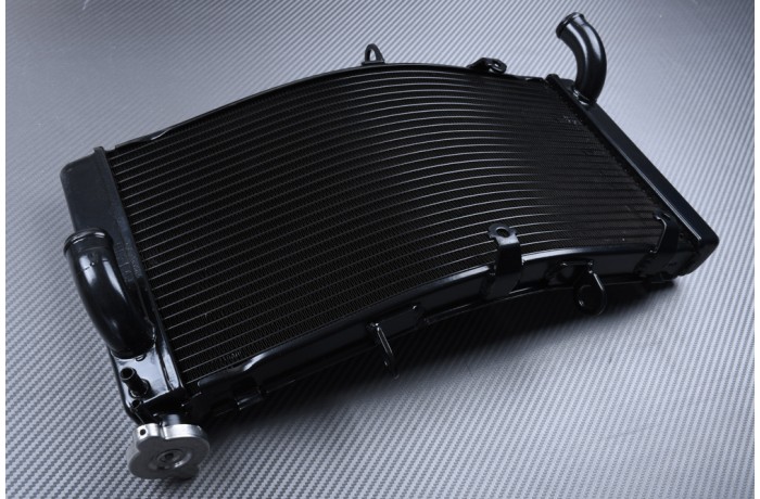 Radiator HONDA CBR 900 / 919 RR 1996 - 1999 Radiator HONDA CBR 900 / 919 RR 1996 - 1999