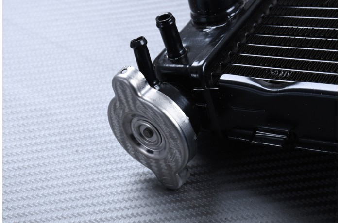 Radiator HONDA CBR 900 / 919 RR 1996 - 1999 Radiator HONDA CBR 900 / 919 RR 1996 - 1999