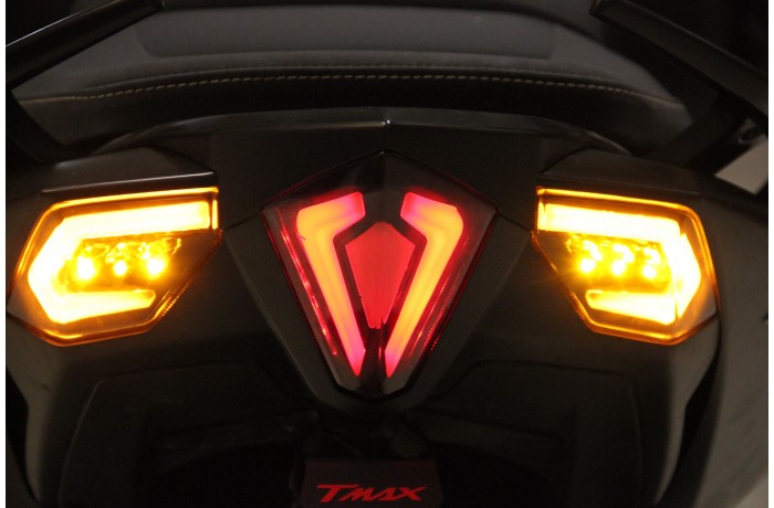 LED Tail Light + Front and Rear Turn Signals YAMAHA TMAX 530 2012 - 2016 LED Tail Light + Front and Rear Turn Signals YAMAHA TMAX 530 2012 - 2016