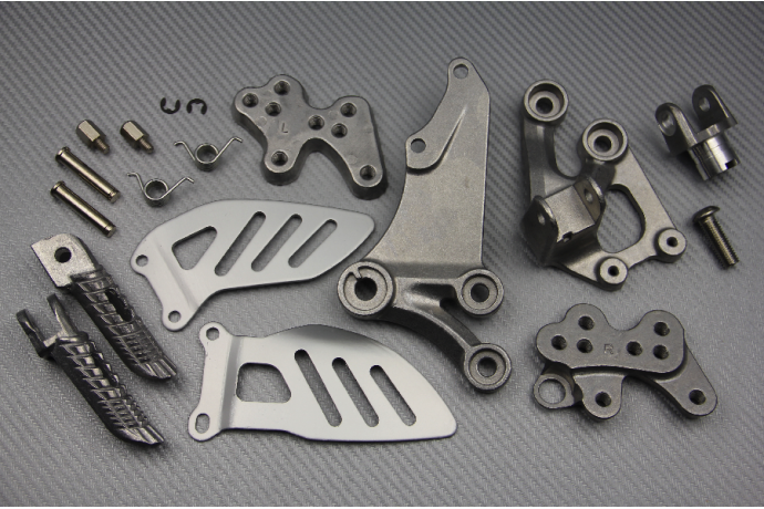 Fußrastenanlage Vorne SUZUKI GSXR 600 / 750 2006 - 2010 Fußrastenanlage Vorne SUZUKI GSXR 600 / 750 2006 - 2010