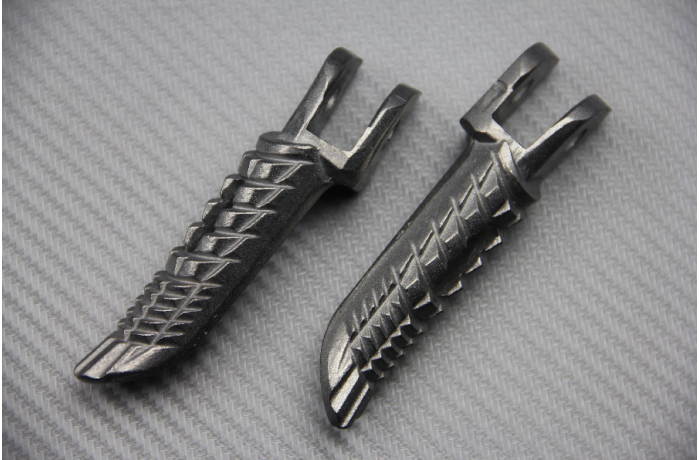 Pareja de estriberas reposapiés delanteras Suzuki GSXR 1000 2003 - 2004 Pareja de estriberas reposapiés delanteras Suzuki GSXR 1000 2003 - 2004