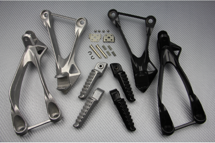 Pareja de estriberas reposapiés traseras KAWASAKI ZX6R / 636 2005 - 2008