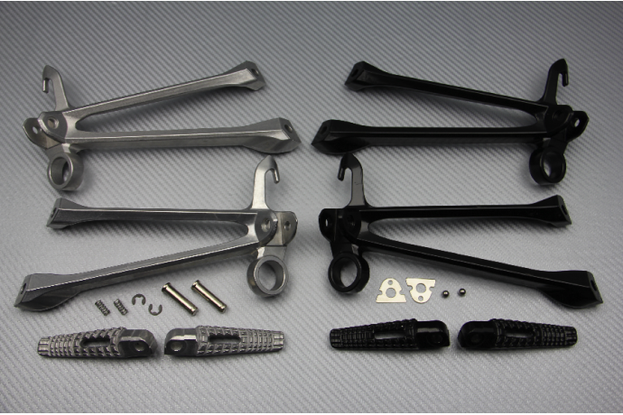FUẞRASTENANLAGE HINTEN SUZUKI GSXR 1000 07 / 15 DOPPELAUSPUFF