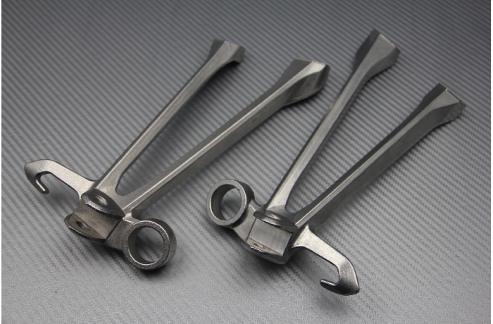 FUẞRASTENANLAGE HINTEN SUZUKI GSXR 1000 07 / 15 DOPPELAUSPUFF