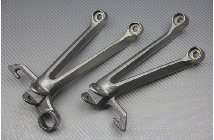 Platines repose pieds Arrière SUZUKI GSXR 1000 2005 - 2006 Platines repose pieds Arrière SUZUKI GSXR 1000 2005 - 2006