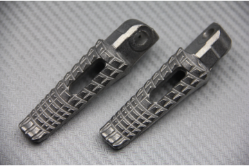 Pareja de estriberas reposapiés traseras SUZUKI GSXR 1000 2005 - 2006
